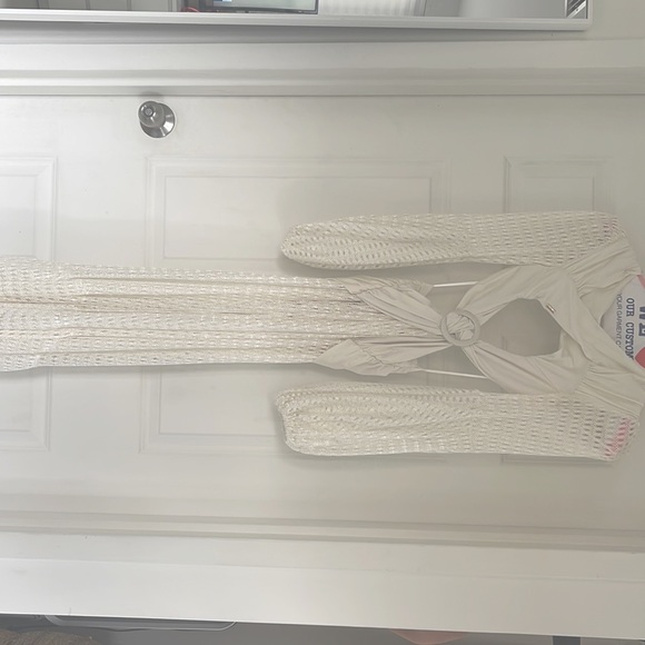 Patbo Cut Out Long Sleeve Beach Dress XS White - Picture 4 of 4